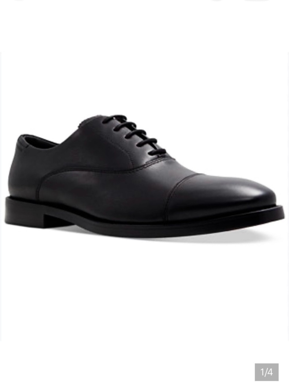 BARNEYS New York Black
Leather Oxford Dress Shoes
